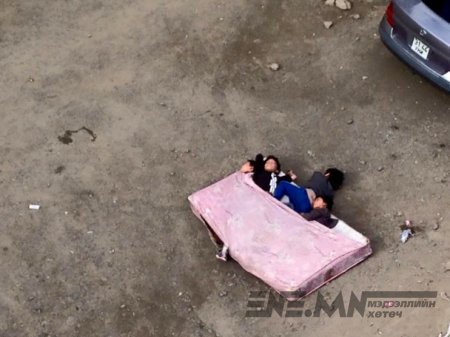 Фэйсбүүк мэдээ: өглөө ажилдаа ирээд цонхоороо ийм зүйл харлаа