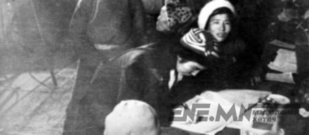 1945 оны 10 дугаар сарын 20-нд монголчууд санал асуулгаар тусгаар тогтнолоо баталгаажуулснаас хойш 70 жил болж байна