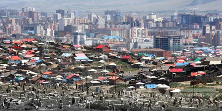 МОНГОЛЫН ХҮН АМЫН 70 ХУВЬ НЬ ЯДУУРЧЭЭ