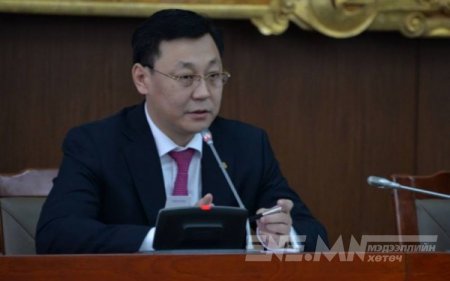 Сангийн сайдаар Ж.Эрдэнэбатыг томилохоор болжээ Сангийн сайдаар Ж.Эрдэнэбатыг томилохоор болжээ