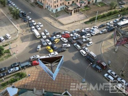 ДУГААРЫН ХЯЗГААРЛАЛТЫН ТАЛААР САНАЛ АВЧ БАЙНА