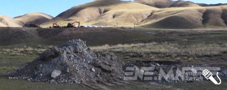 Бөөнцагаан нуурын бөөн эмгэнэл: “Тулга жаргалант” компани Их дугуйгаас нүүгээгүй байна