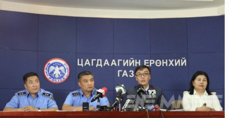 ХЭДЭН ТОО БАРИМТ ХЭЛЭЭД СУУЖ БАЙГААДАА ИЧИЖ, ЭМЗЭГЛЭЭЧ