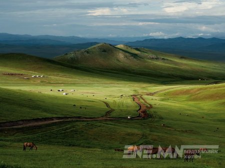 Аялал жуулчлалыг хөгжүүлэх чиглэлээр баримтлах бодлогыг баталлаа