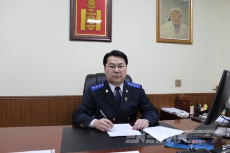 Казино тоглож, хулгайд сэжиглэгдсэн Д.Баярмагнайгийн шүүх хурал Сингапурт болжээ