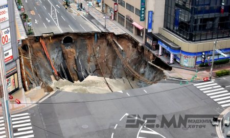 Хотын төвд зам нуржээ