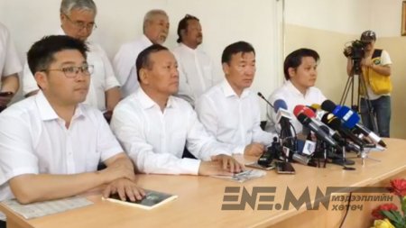 МАХН-ын өргөмөл хүү С.Ганбаатар “ачлалт эцэг” Н. Энхбаярыгаа нэр дэвшүүлэхээр улайрч байна