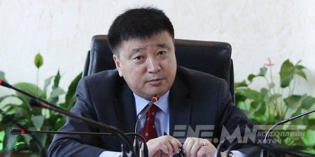 Утаанаас дүрвэх бус тэмцэх хэрэгтэй, хотын дарга аа