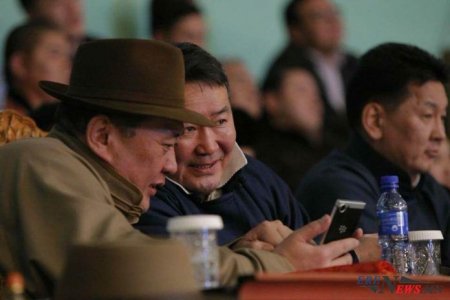 Х.Баттулга, М.Энхболд хоёрын уулзалт буюу Монголын улс төрийн цоо шинэ хоршил