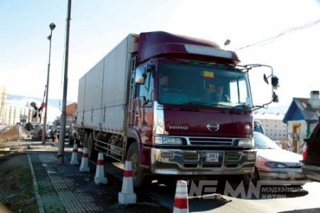 ТОМ ОВРЫН БОЛОН ХҮНД ДААЦЫН АВТОМАШИНЫ ХӨДӨЛГӨӨНИЙГ ХЯЗГААРЛАЛАА