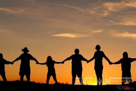 Зөв, буруугийн ялгааг ухаарахын цагт амьдралыг ойлгоно