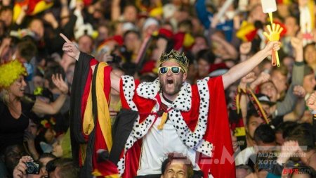 ДАШТ: Төрийн думаас орос бүсгүйчүүдийг ДАШТ-ий зочидтой сексдэхгүй байхыг хүсчээ