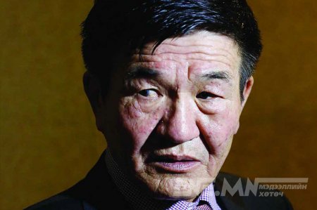 Эрдэнэтээс чухал асуудал энэ улсад чинь алга уу, Ц.Нямдорж сайд аа?