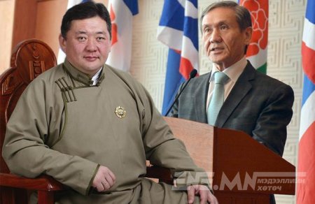 М.Энхболд Н.Энхбаяртай “үнсэлцэнэ”