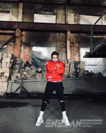 Дуучин Темпо аавгүй өссөндөө одоо хүртэл эмзэглэдэг