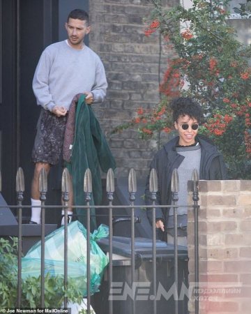 Шайа ЛаБаф эхнэрээсээ салж, Паттинсоны экстэй нийлжээ