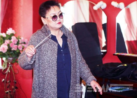 Б.Ангирмаа: Би нандин байх дуртай 