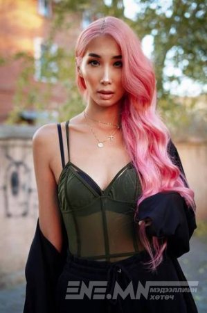 С.Төгсийн шинэ дүр төрх