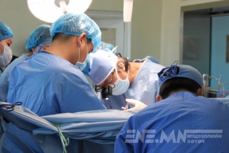 Зүрхний өвчний 47 монгол хүүхдэд үнэ төлбөргүй хагалгаа хийнэ 
