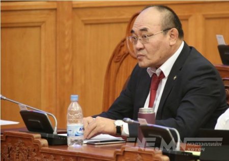 Хуучин төрийн “хулгайч” сайд