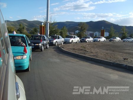 Жолооны курсүүд чанаргүй жолооч бэлтгэн гаргадаг уу