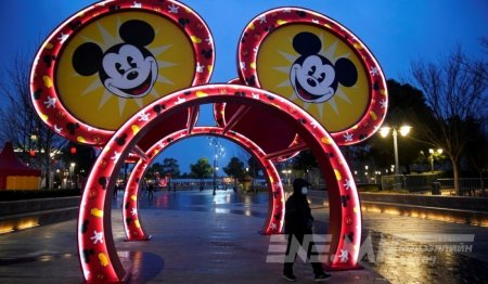 Диснейлэнд 175 сая доллар алдаад байна