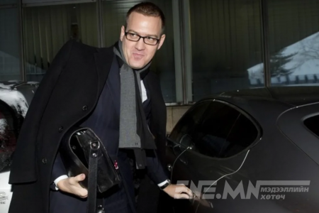 Коронавирусийн халдвар авсан дэлхийн анхны тэрбумтан