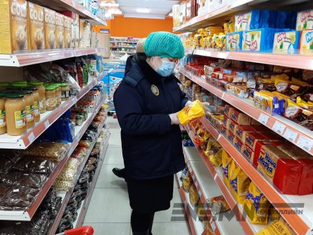 Хаяг шошгын зөрчилтэй бүтээгдэхүүнүүдийг устгалд орууллаа