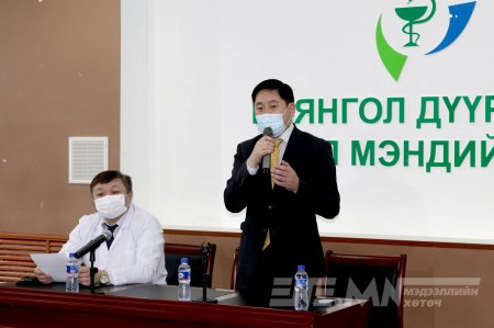 Ө.Сумъяабаатар: Бидний хийж хэрэгжүүлж буй ажил дундаа ямар нэгэн эргэлзээ байхгүйгээр түргэн шуурхай иргэддээ хүрэх хэрэгтэй