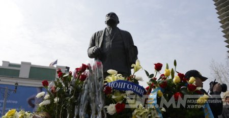 С.Зориг агсны амы насыг хөнөөсөн хэргийн материал, бичлэгийг бүхэлд нь нууцаас гаргахаар болжээ