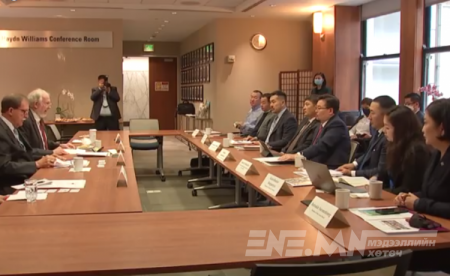 УИХ-ын даргыг дагаж явсан гишүүнээс халдвар илэрч Солонгост үлджээ