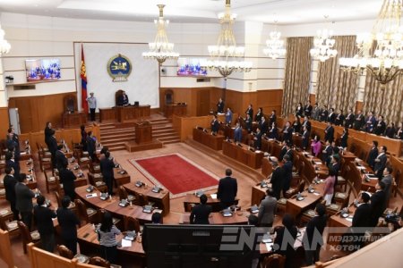 Эх орноо, ард түмнээ гэх чин сэтгэлтэй улс төрийн нам, хүчин төрөх болов уу?