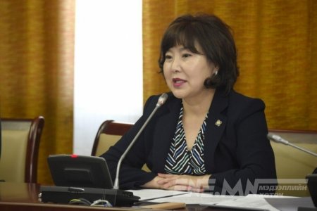 Д.Сарангэрэл МАН-ын дүрмээр намаасаа түтгэлзэх ёстой