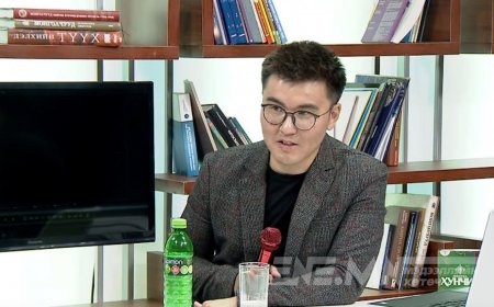 ​Сэтгүүлч Ч.Лодойсамбуу Цэцэд хандлаа