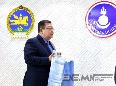 С.Эрдэнэ дахиад л ТАМГАА БУЛААЦАЛДАХ НЬ