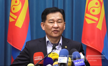 Ц.Даваасүрэн: Газрын багц хуулийг эргүүлэн татаж байна